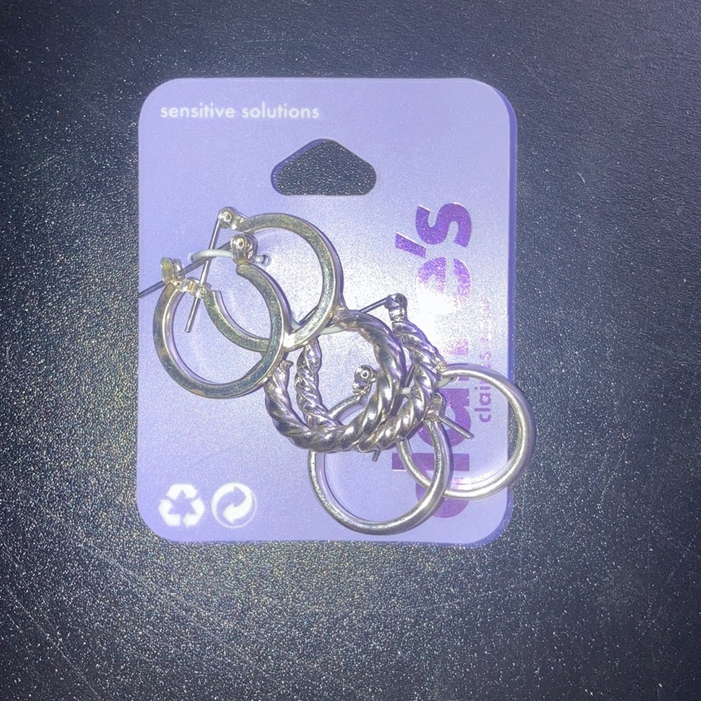 CLAIRES hoop earrings ✨✨